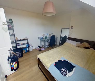 Royal Park Avenue, Hyde Park - Photo 4