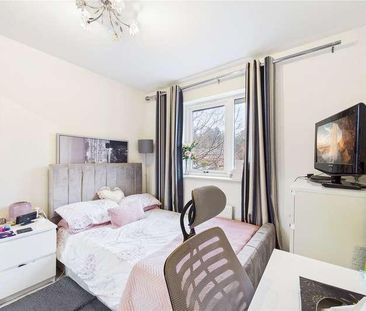 Tay Road, Tilehurst, Reading, Berkshire, RG30 - Photo 3