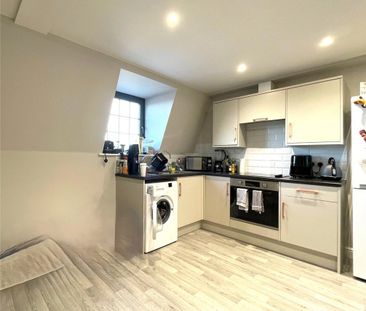 1 bedroom apartment to rent - Photo 2