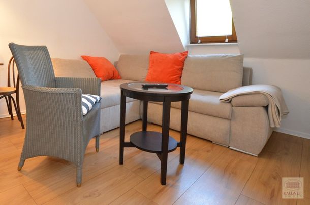 Stockum: Charmantes DG-Apartment im beliebten Blumenviertel an der Messe - Photo 1