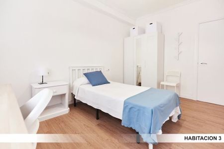 Calle Párroco Antonio González Abato, Sevilla, Andalusia 41013 - Foto 3