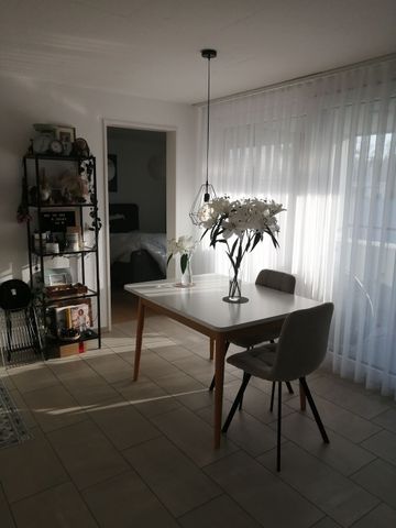 APPARTEMENT 21/2 PIÈCES À BENGLEN (ZH), MEUBLÉ, TEMPORAIRE - Photo 2