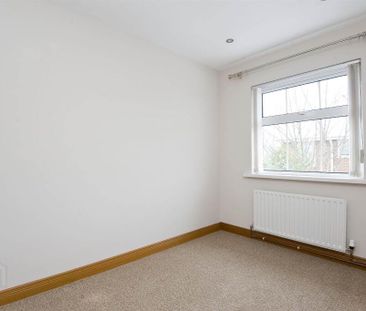 16 Earls Court, Bethany Street, Belfast, BT4 3FE - Photo 3