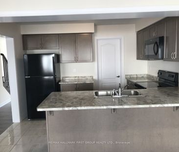 For Lease - 2442 Fall Harvest Crescent, Pickering, Ontario - Photo 2