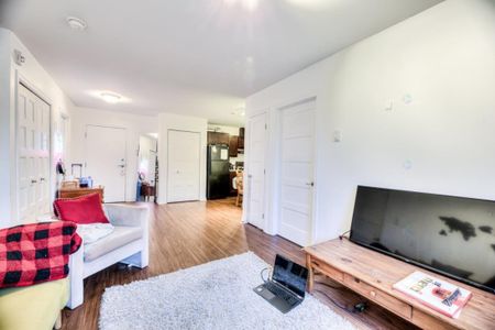 Appartement à louer - Montréal (Ahuntsic-Cartierville) (Ahuntsic Ouest) Appartement à louer - Montréal (Ahuntsic-Cartierville) (Ahuntsic Ouest) - Photo 2