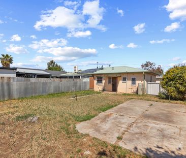 19 Kooringa Street, SA 5017, Taperoo - Photo 2