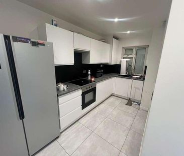 West Road Chadwell Heath Romford, RM6 - Photo 5