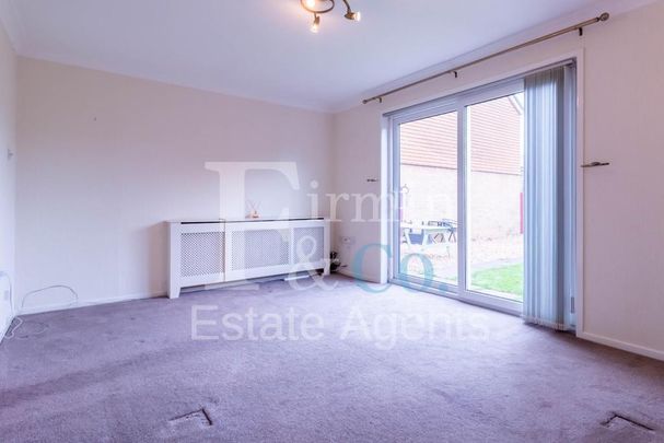 3 bedroom end of terrace house to rent - Photo 1