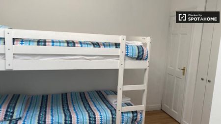 2-bedroom house for rent in South City Centre, Dublin - Photo 5