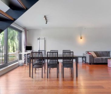 Ruim en lichtrijk 2-slaapkamer duplexappartement met ruim terras, b... - Photo 1