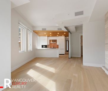 Condo in West Vancouver, BC - Photo 1