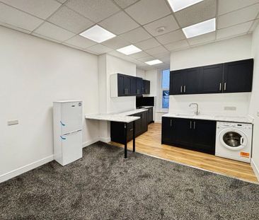 3 bedroom apartment to rent - Photo 5