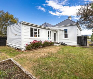 A spacious two bedroom home in St Kilda - Photo 6