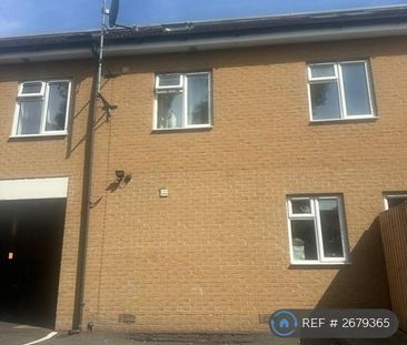 1 bedroom in a flat share to rent - Photo 3