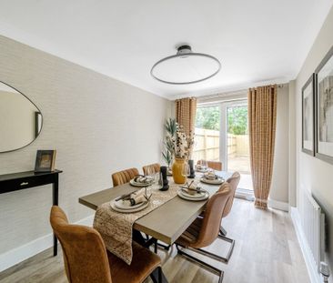 White Rose Close - Photo 2