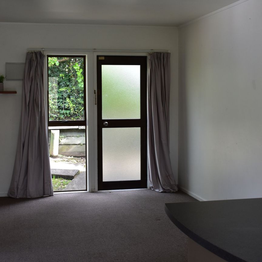 Two bedrooms incl Lawns and Water - Photo 1