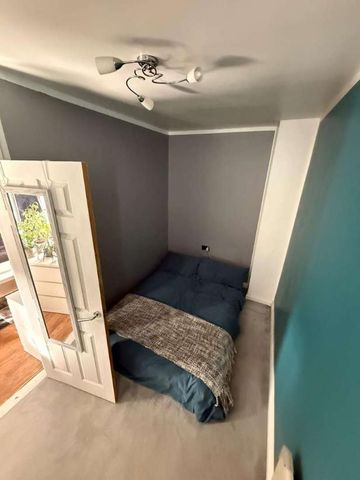 Peach Street, Wokingham, RG40 - Photo 3