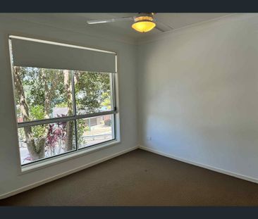 44 Jackson Street, Sarina, Qld 4737 - Photo 4