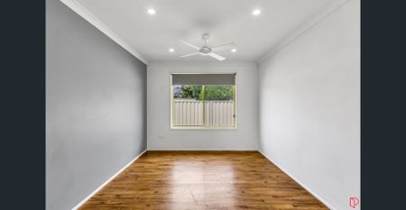 Large, modern 4-bedroom family home on corner block - Photo 2