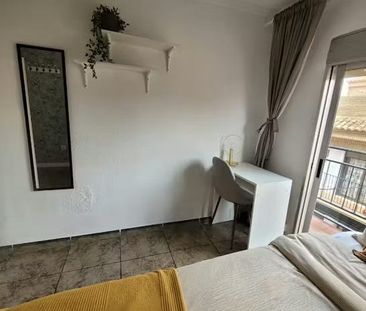 Carrer de Campoamor, Torrent, Valencian Community 46900 - Photo 2