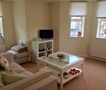 TOWN CENTRE ONE BED WITH PARKING (P06185) - Photo 1