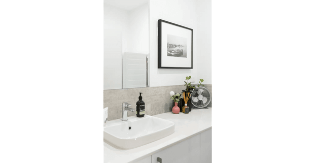 ‘Cumnock Stables’ – A Rare Royal Park Invitation - Photo 1