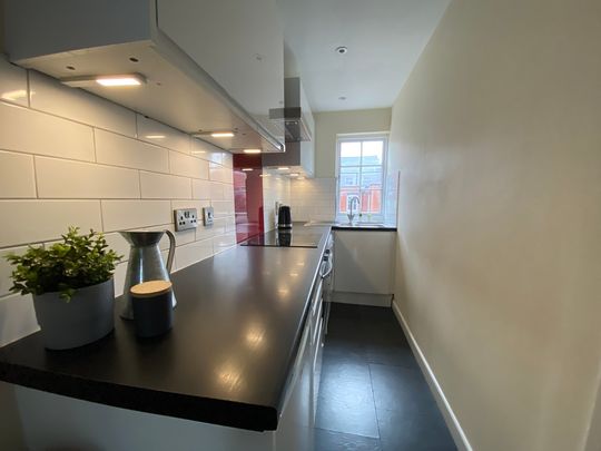 2 Bed Student Accommodation - Photo 1