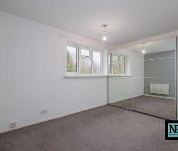 Ellerbeck, Wilnecote, B77 - Photo 4