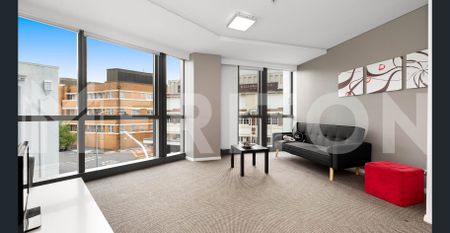 1 BEDROOM APARTMENT - FURNISHED! THE BEST LOCATION! - Photo 2