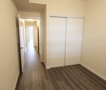 For Lease - 1585 Rose Way Unit# 123, Milton, Ontario - Photo 4
