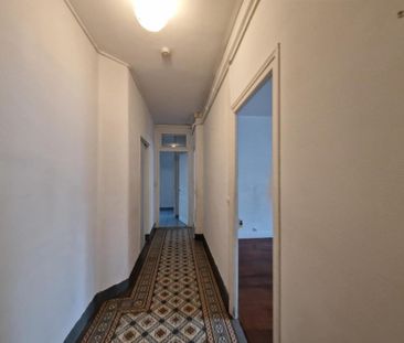 Location Appartement 3 pièces 80m² CHAMBERY 73000 - Photo 4