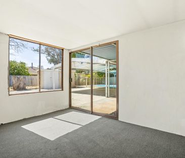 39 Mississippi Drive, Greenfields WA 6210 - Photo 5