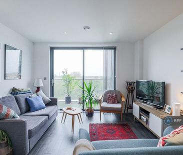 2 bedroom flat to rent - Photo 3