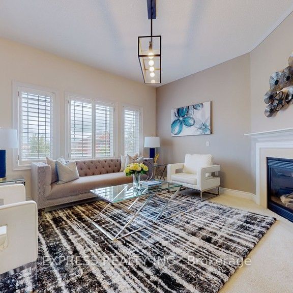 For Lease - 164 Mavrinac Boulevard, Aurora, Ontario - Photo 1