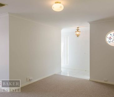 SPACIOUS & FRESH WITH ALL YOU NEED IN A HOME - Photo 4