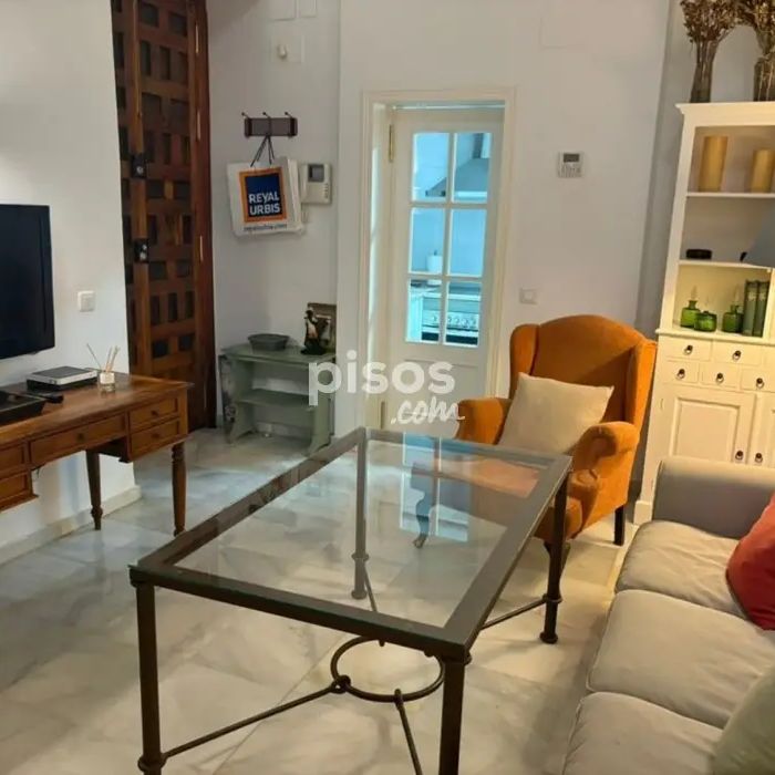 Dúplex en alquiler en Plaza del Cristo de Burgos - Photo 1