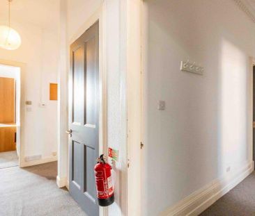 5 bedroom flat share to rent - Photo 6