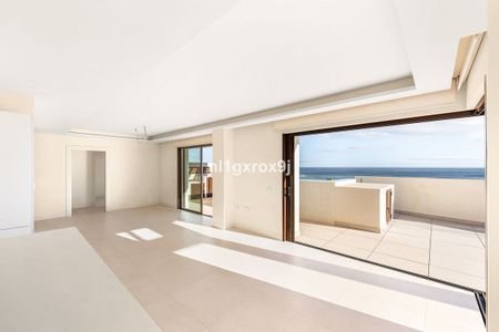 Penthouse Duplex · Estepona - Photo 4