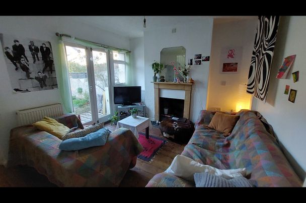5 Bed Terraced House, Hanover Terrace, BN2 - Photo 1