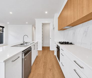 Brand New Family Homes! - Photo 6