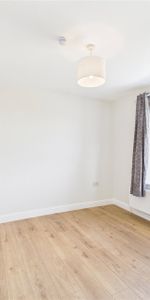 1 bedroom Flat in Nelson Street, Aldershot - Photo 4