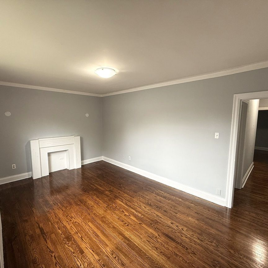 For Lease - 1377 Bayview Avenue Unit# 1, Toronto, Ontario - Photo 1