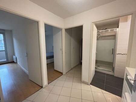 Location Appartement 3 pièces 69m² - Photo 5