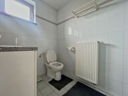 Lichtrijke gezinswoning met 3 slpks nabij centrum! - Photo 1