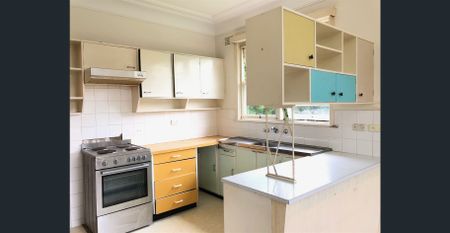 Charming spacious home in Carlingford West catchment - Photo 4