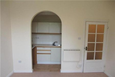 1 bedroom retirement property to rent - Photo 4