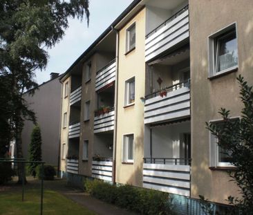 Gepflegte EG-Wohnung in schöner Lage - Photo 1