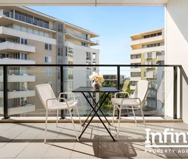 STYLISH & CONVENIENT RESORT STYLE APARTMENT IN RYDE - Photo 5