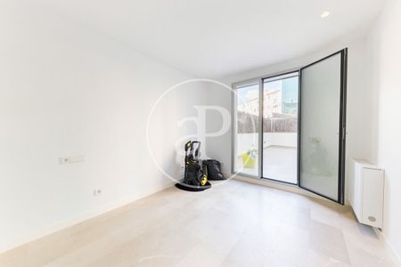 Apartment for rent in La Rambla - Photo 2