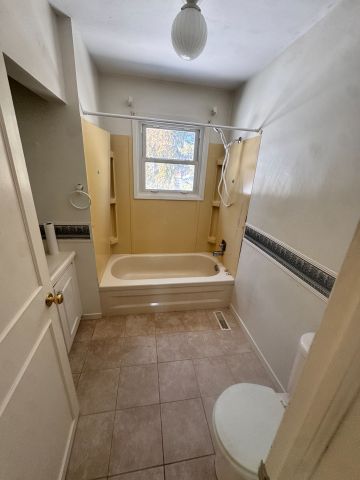 For Lease - 13132 Keele Street, King, Ontario - Photo 4